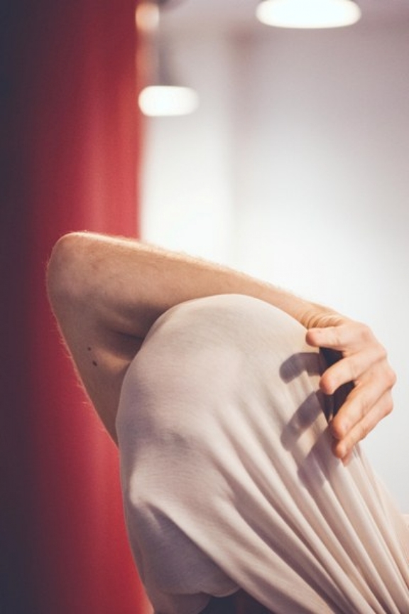 11+12/6, 21:15 &amp; 14/6, 00:00 "Η Πανούκλα" του Α.Καμύ - ομάδα "Abnormal"