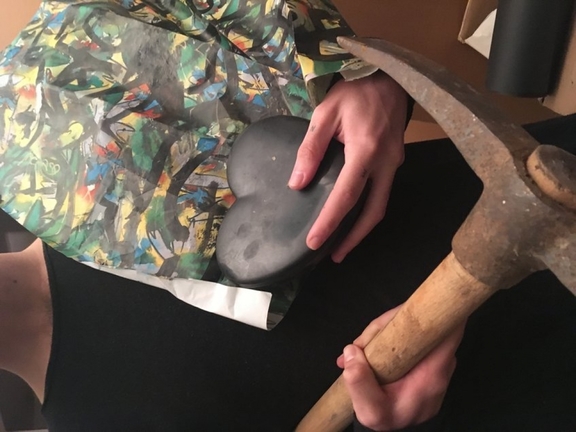 15,16/3 21:00 The Mindora's box