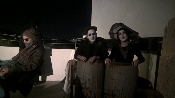 05/05/2018 21:00 - 22:00 παράσταση "Τέλος του Παιχνιδιού" του Σ.Μπέκετ - ομάδα "ΣχετικάΆσχετοι"