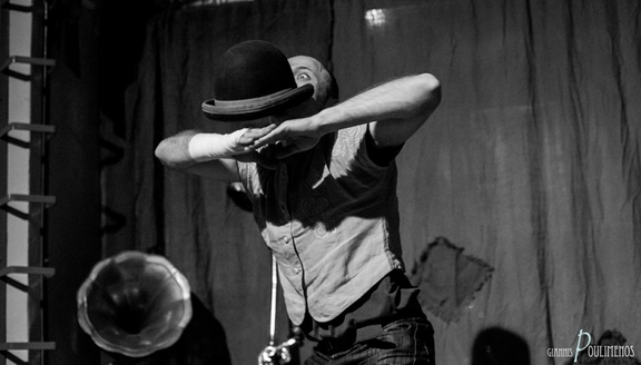 17&amp;20/12 21:30 "Το Μινόρε της Κραυγής - Κόκο" παράσταση stand-up